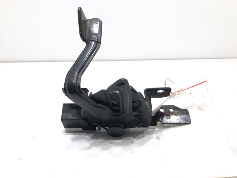 Zámek kapoty přední Hyundai I20 II (GB, IB) 2014 - 2022 81130-C8010