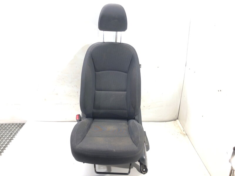 Sedadlo levé přední Ssangyong Tivoli 2015 - 2022