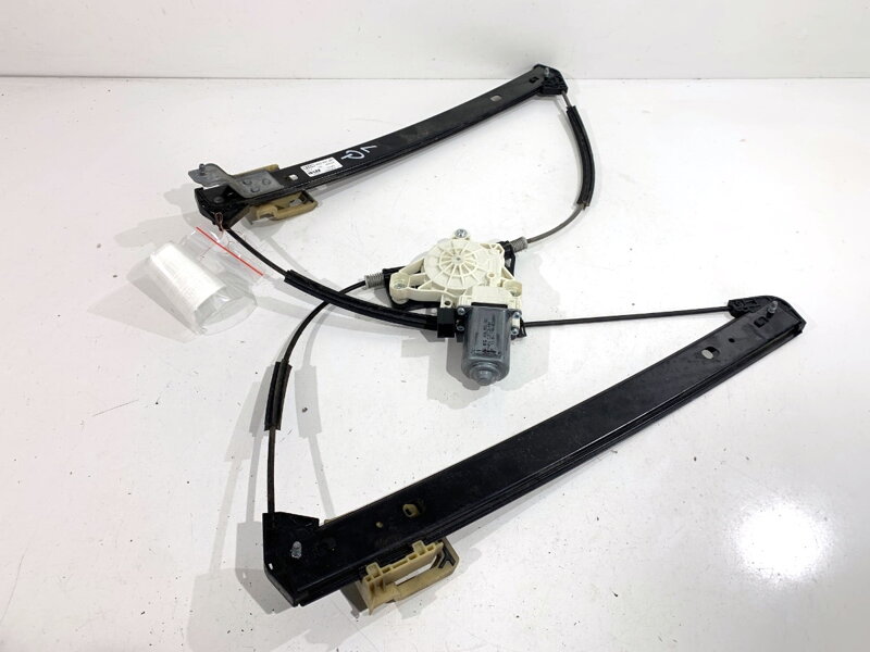 Stahovačka okna levá přední Audi A8 D5 (4N2, 4N8) 2017 - 2022 4N0837461