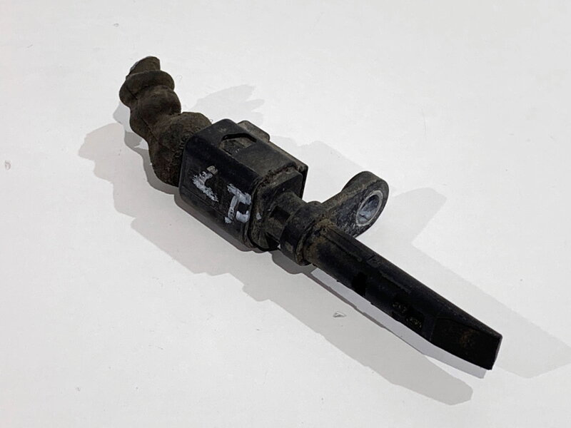 Čidlo levý přední Audi A8 D5 (4N2, 4N8) 2017 - 2022 4M0927803C