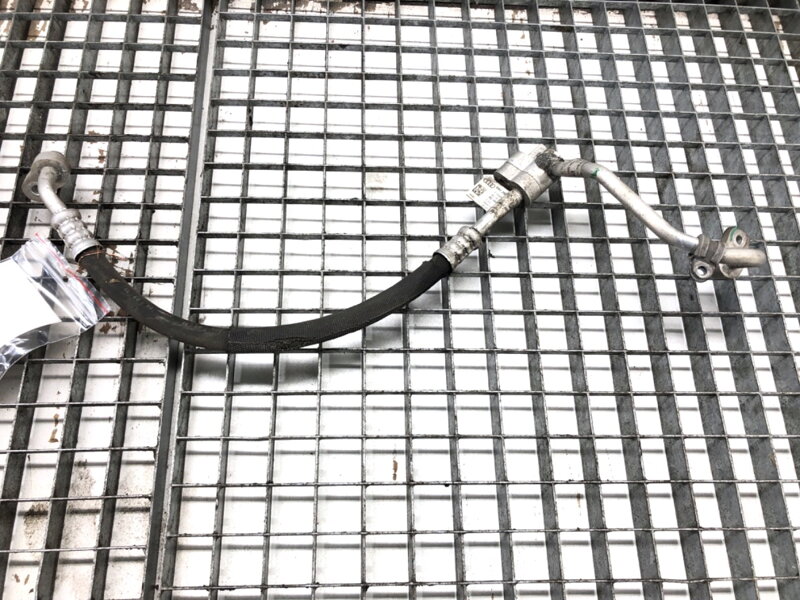 Hadice klimatizace Audi A8 D5 (4N2, 4N8) 2017 - 2022 4N0260701K