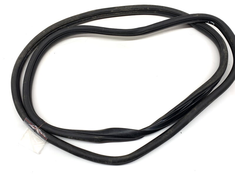 Těsnění dveří zadní levé Hyundai Kona II (SX2) 2022 -