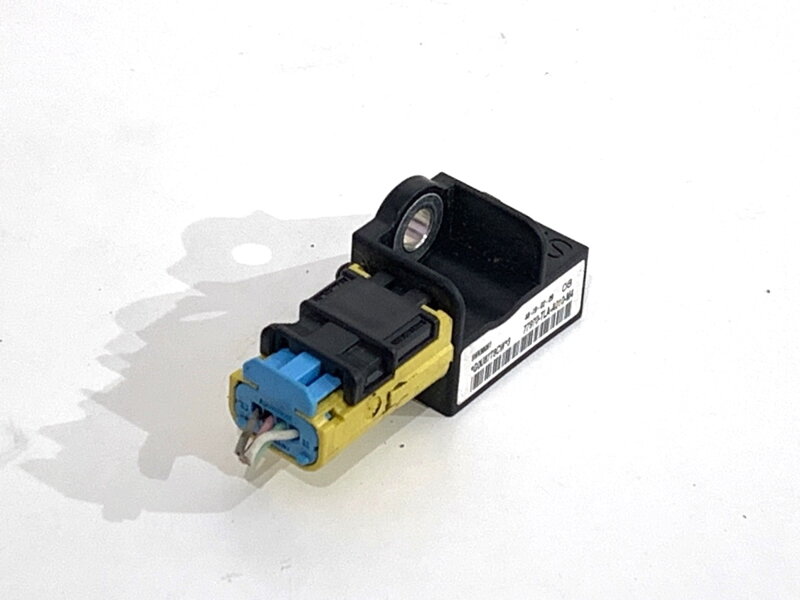 Čidlo nárazu Honda Cr-v V (RW_, RT_) 2016 - 2022 77970-TLA-A010-M4