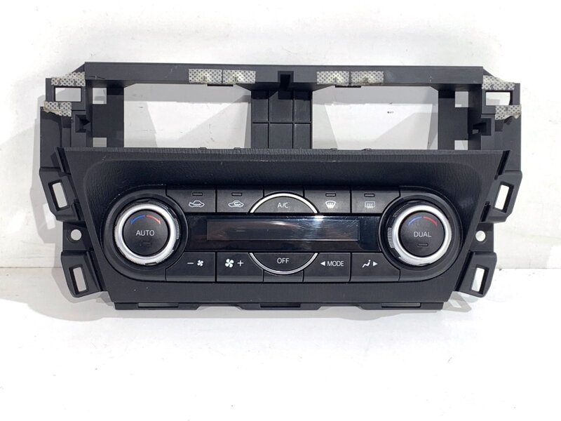 Panel ovládání ventilace Mazda 3 (BM, BN) 2013 - 2022 BHT161190E