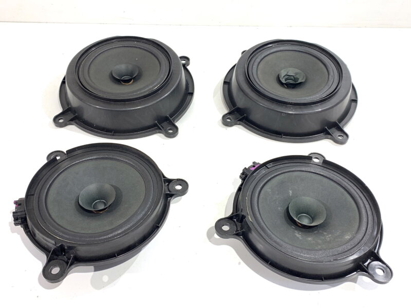 Reproduktory sada Mazda 3 (BM, BN) 2013 - 2022 BHP166960 BHN966960