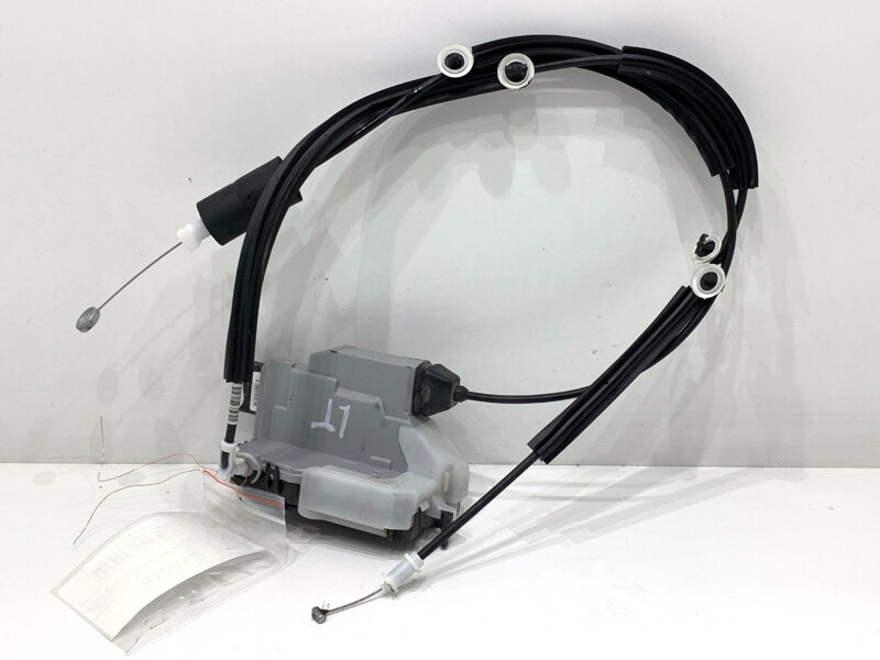 Zámek dveří levý zadní Toyota Proace City Verso (MPV) 2019 - 2022 243586