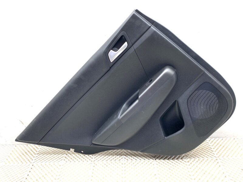 Tapecírung dveří levý zadní KIA Sportage IV (QL, QLE) 2015 - 2022