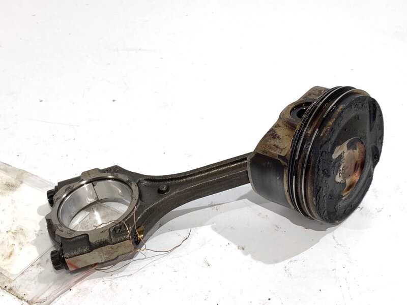 Píst S ojnicí KIA Sportage IV (QL, QLE) 2015 - 2022 G4FD