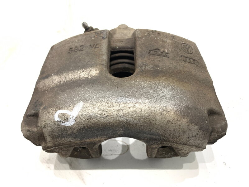 Brzdový třmen pravý přední VW CC B7 (358) 2011 - 2016