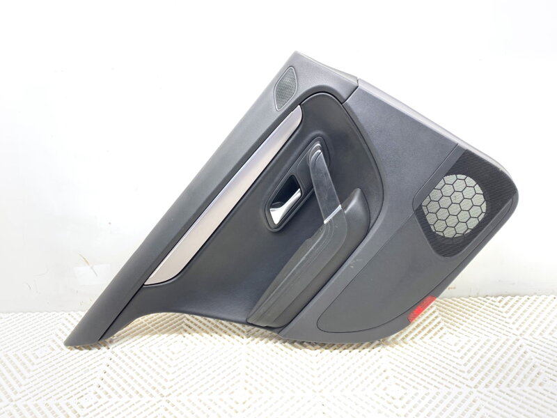 Tapecírung dveří levý zadní VW CC B7 (358) 2011 - 2016