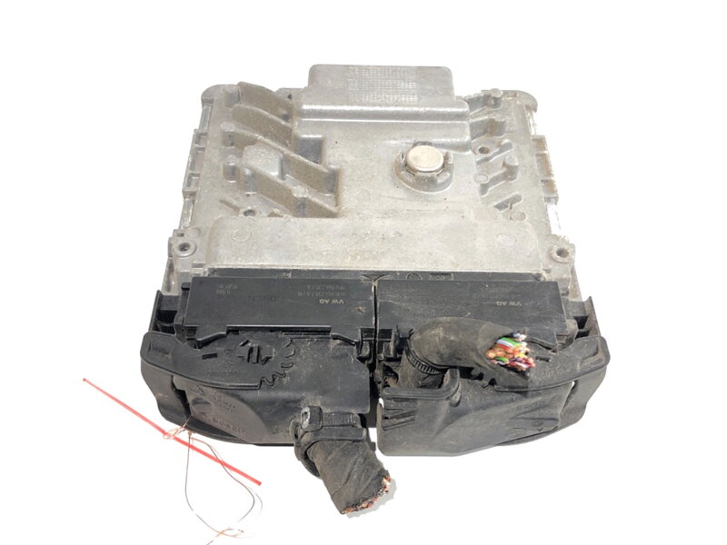 Řídicí jednotka motoru VW Touran (5T1) 2015 - 2022 06K907425B