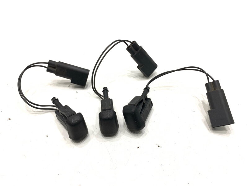 Trysky ostřikovačů Ford Mondeo V Liftback (CE) 2014 - 2022