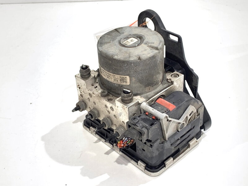 Čerpadlo VW Tiguan (AD1, AX1) 2016 - 2022 5Q0614517CF