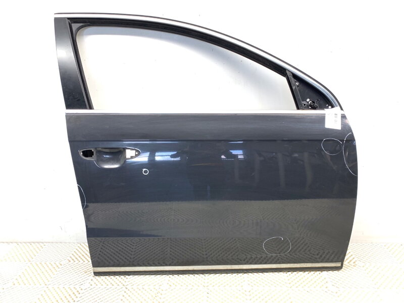 Dveře pravé přední VW Passat B7 Variant (365) 2010 - 2015
