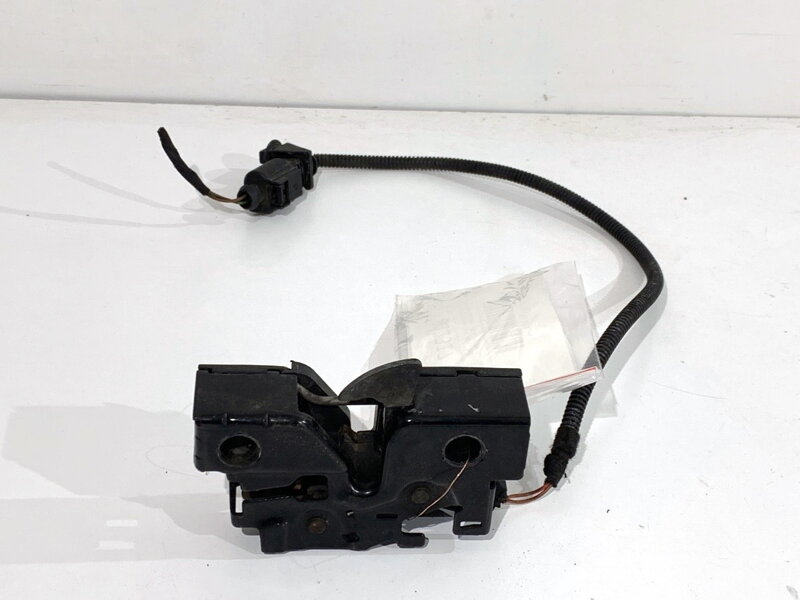 Zámek kapoty přední VW Touran (5T1) 2015 - 2022 5G1823509B