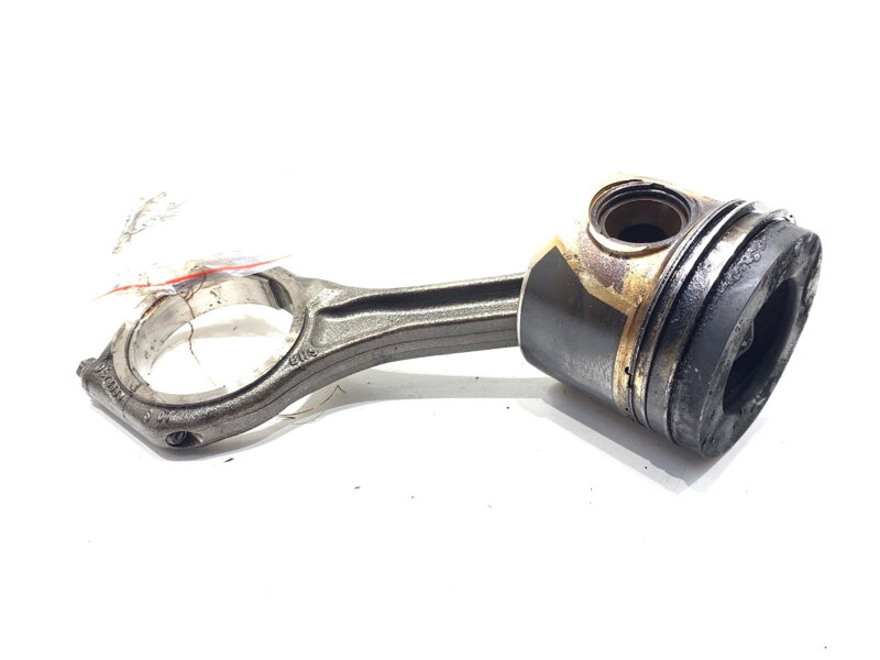 Píst S ojnicí Audi Q8 (4MN) 2018 - 2022 59P