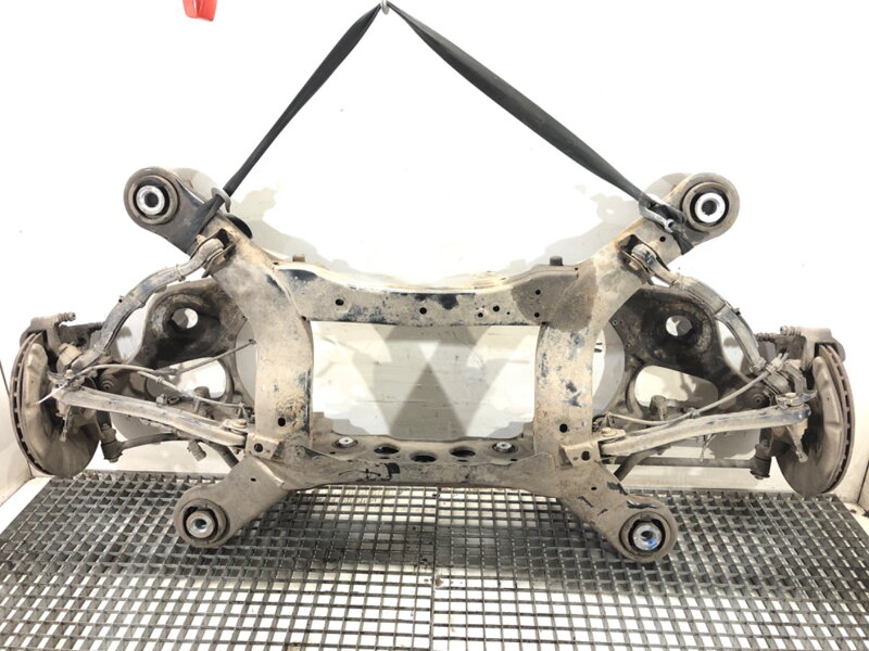 Výztuha zadní Mercedes-benz GLE (W166) 2015 - 2018