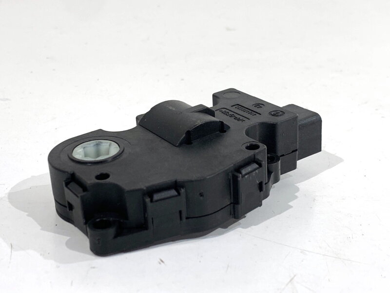 Motor radiátoru topení Mercedes-benz GLE (W166) 2015 - 2018 T946104A