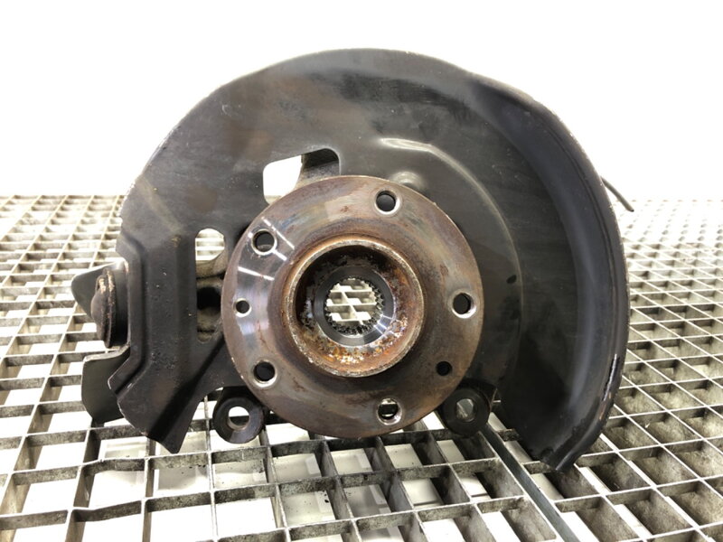 Otoč pravá přední Nissan Qashqai II SUV (J11, J11_) 2013 - 2022