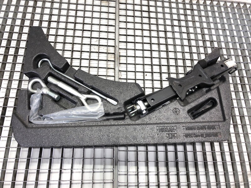 Sada nářadí Nissan Qashqai II SUV (J11, J11_) 2013 - 2022 84979-4EA0A