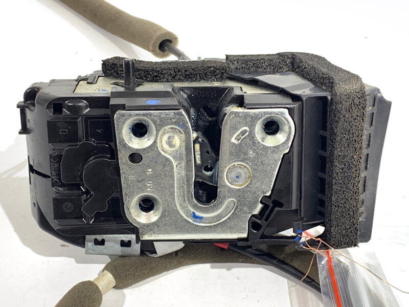 Zámek dveří pravý zadní Nissan Qashqai II SUV (J11, J11_) 2013 - 2022