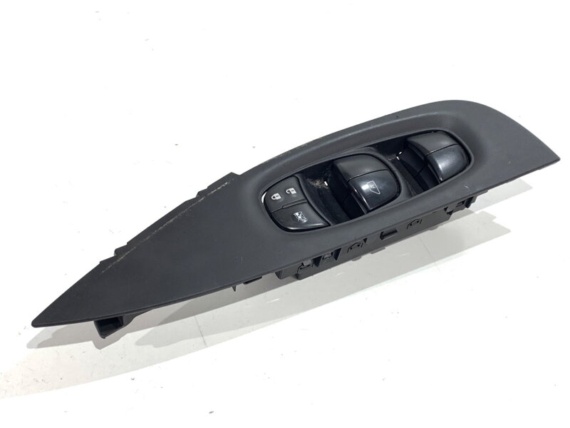 Ovládání oken Nissan Qashqai II SUV (J11, J11_) 2013 - 2022