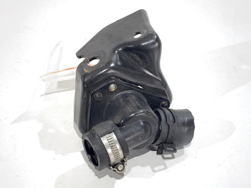 Přídavná vodní pumpa Nissan Qashqai II SUV (J11, J11_) 2013 - 2022 144839204R