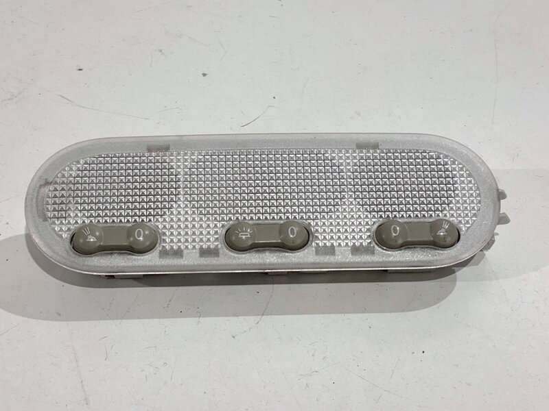 Stropní světlo Nissan Qashqai II SUV (J11, J11_) 2013 - 2022