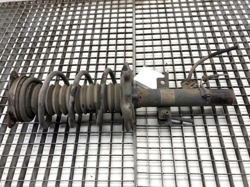 Tlumič pravý přední S pružinou Nissan Qashqai II SUV (J11, J11_) 2013 - 2022 54302-4EA3A