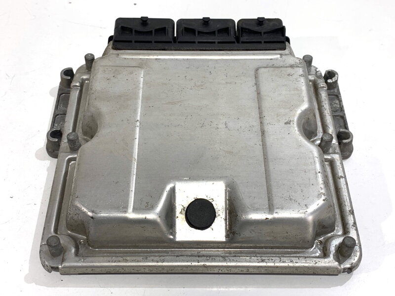 Řídicí jednotka motoru Renault Trafic II Autobus (JL) 2001 - 2022 0281010633