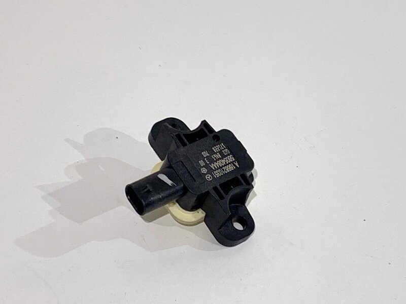 Čidlo nárazu Mercedes-benz GLE (W166) 2015 - 2018 A1668210351