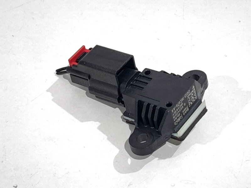 Čidlo nárazu Ford Fiesta VI (CB1, CCN) 2008 - 2022 DG13-14C676-AA