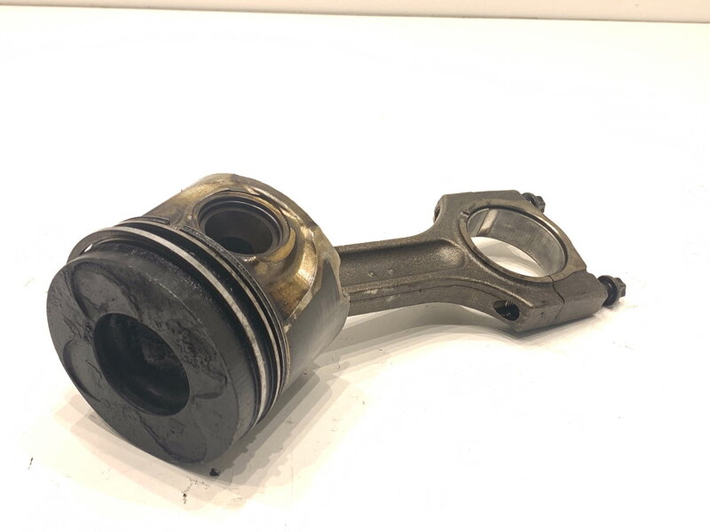 Píst S ojnicí BMW 5 Touring (E61) 2004 - 2010 564