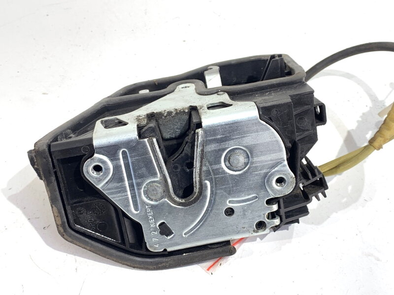 Zámek dveří levý přední BMW 5 Gran Turismo (F07) 2009 - 2017 7229461