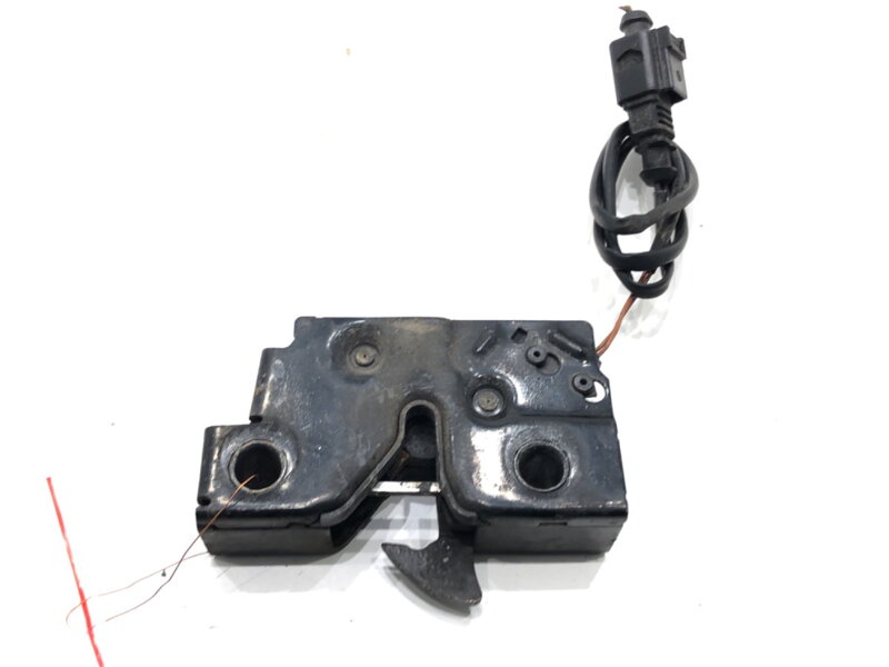 Zámek kapoty přední VW Passat B7 (A32, A33) 2011 - 2022 8C7823509B