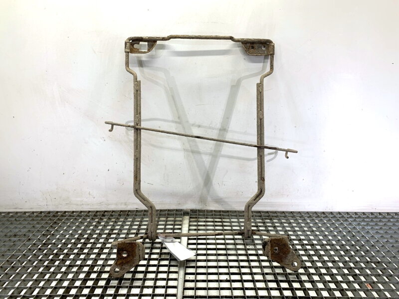 KOŠ / držák kola záložního Opel Vivaro B Autobus (X82) 2014 - 2019