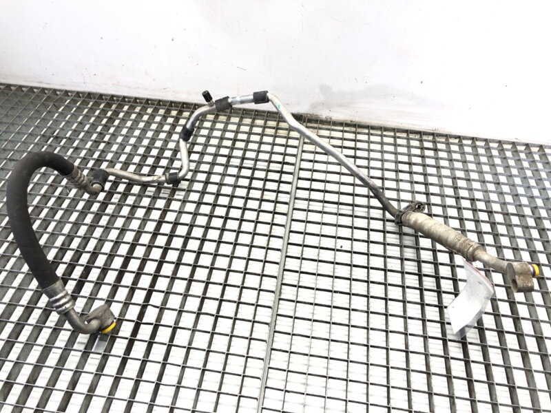 Hadice klimatizace VW Golf V (1K1) 2003 - 2010 1K0820743AM