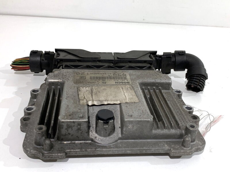 Řídicí jednotka motoru Alfa Romeo 159 Sportwagon (939_) 2005 - 2012 55207176