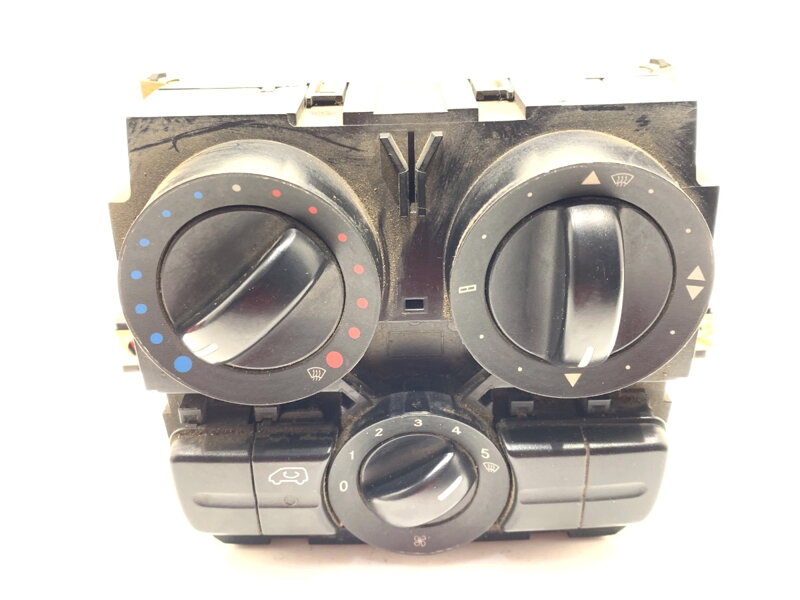 Panel ovládání ventilace Mercedes-benz Vito Autobus (W639) 2003 - 2022 6398301185