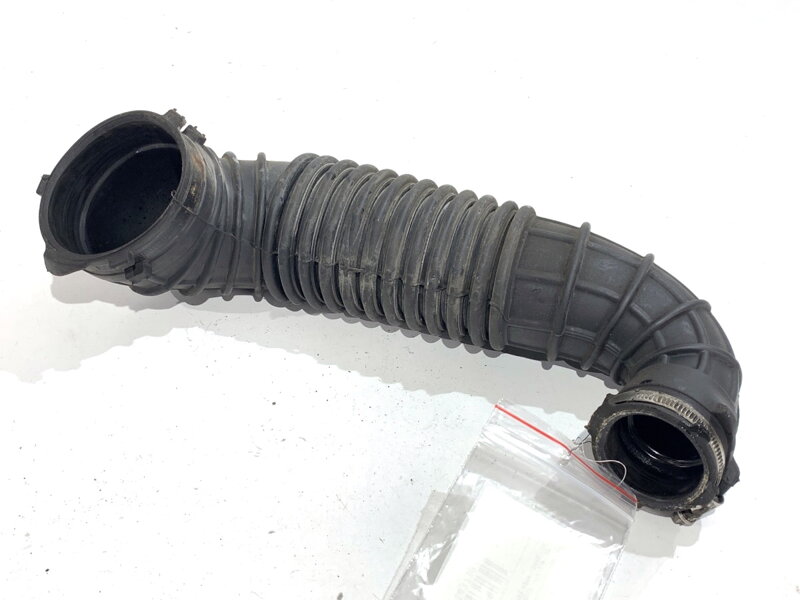 Vzduchové potrubí Audi Q5 (8RB) 2008 - 2017 03G129629D