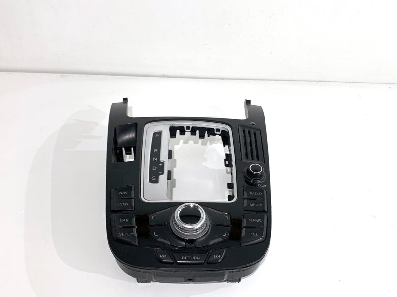 Panel ovládání rádia Audi Q5 (8RB) 2008 - 2017 8T0919609WFX