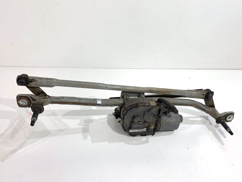 Mechanismus stěračů přední Audi Q5 (8RB) 2008 - 2017 8R1955119A