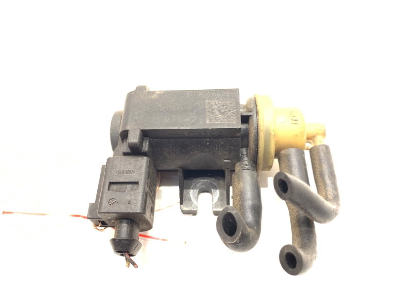 Ventil podtlaku VW Passat B8 Variant (3G5, CB5) 2014 - 2022 04L131051F