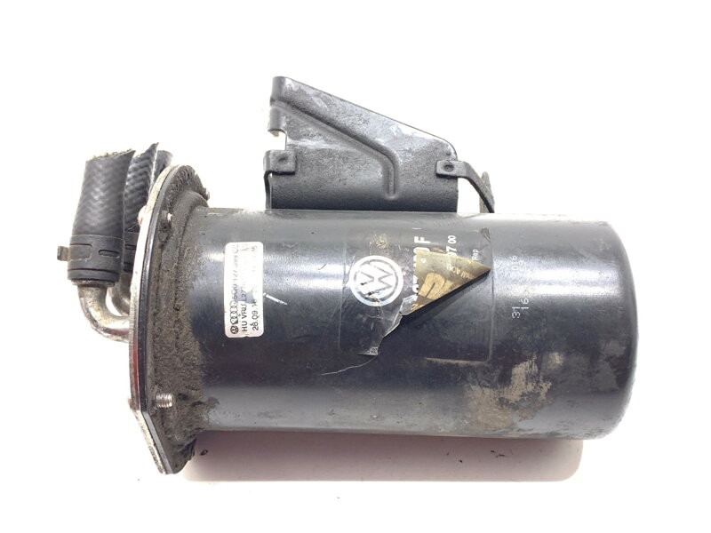 Základna filtru paliva VW Passat B8 Variant (3G5, CB5) 2014 - 2022 5Q0127400F