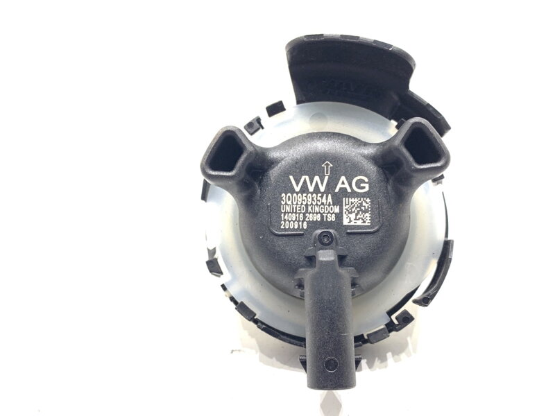 Čidlo nárazu VW Passat B8 Variant (3G5, CB5) 2014 - 2022 3Q0959354A