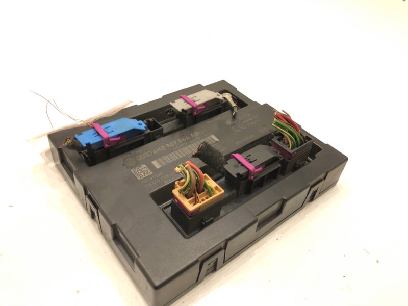 Modul komfortu Audi A8 D4 (4H2, 4H8, 4HC, 4HL) 2009 - 2018 4H0907064AB