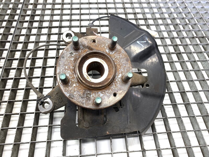 Otoč levá přední Mazda CX-7 (ER) 2006 - 2014