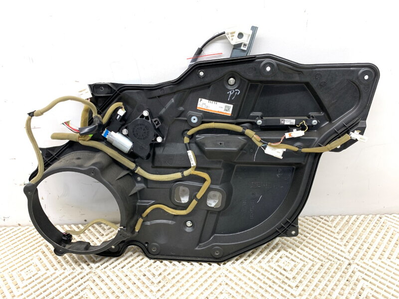 Stahovačka okna pravá přední Mazda CX-7 (ER) 2006 - 2014