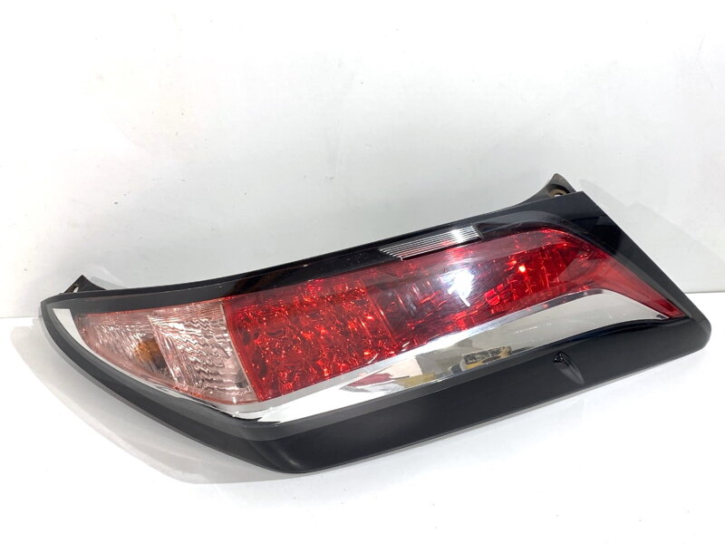 Světlo pravé zadní Toyota Aygo (_B4_) 2014 - 2022
