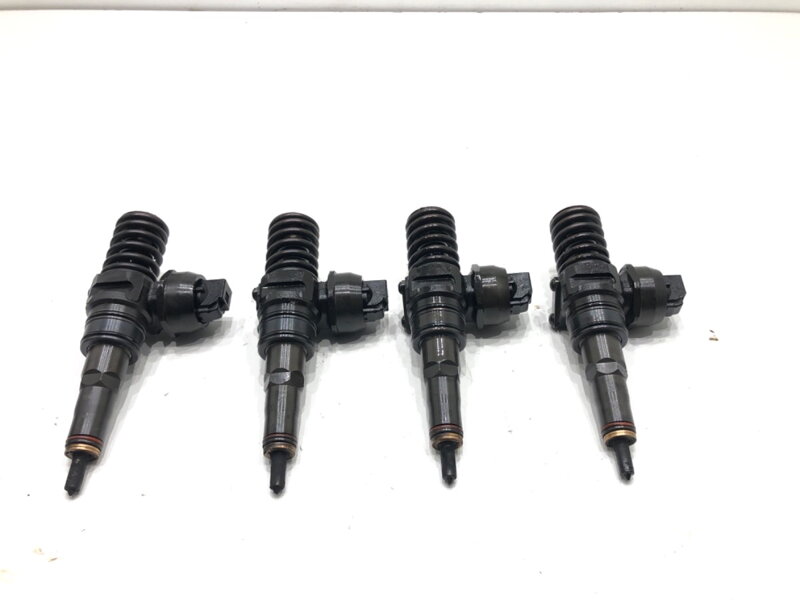 Vstřikovače sada Seat Altea (5P1) 2004 - 2022 038130073AG 0414720215